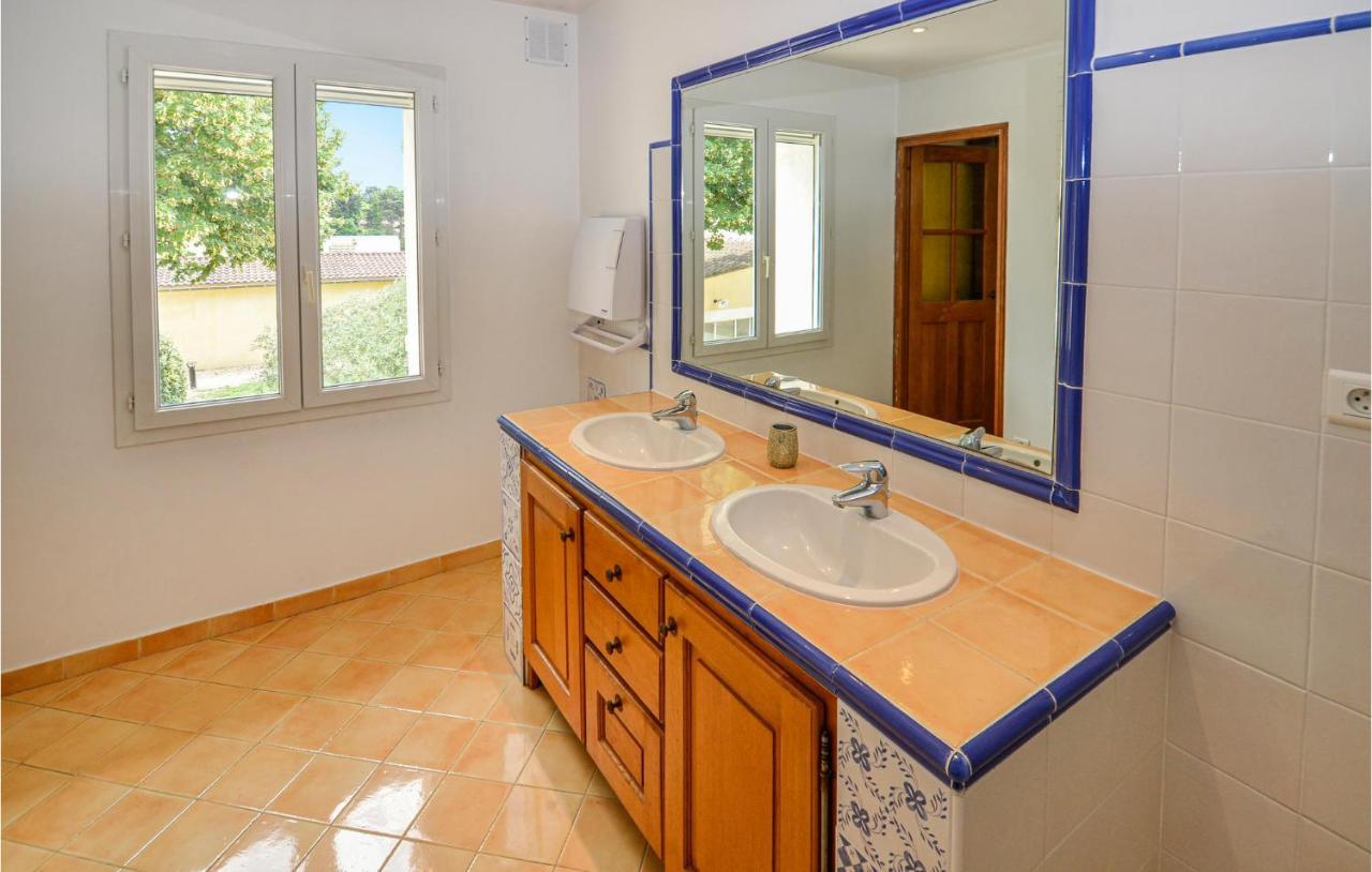 3 Bedroom Awesome Home In Chateuneuf De Gadagne Chateauneuf-de-Gadagne Екстер'єр фото