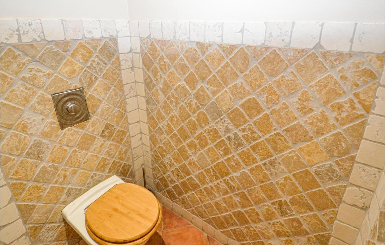 3 Bedroom Awesome Home In Chateuneuf De Gadagne Chateauneuf-de-Gadagne Екстер'єр фото