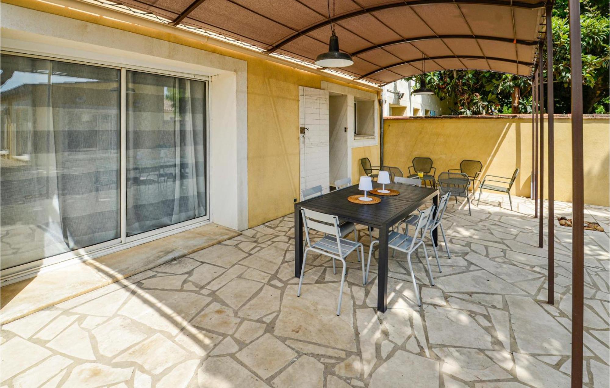 3 Bedroom Awesome Home In Chateuneuf De Gadagne Chateauneuf-de-Gadagne Екстер'єр фото